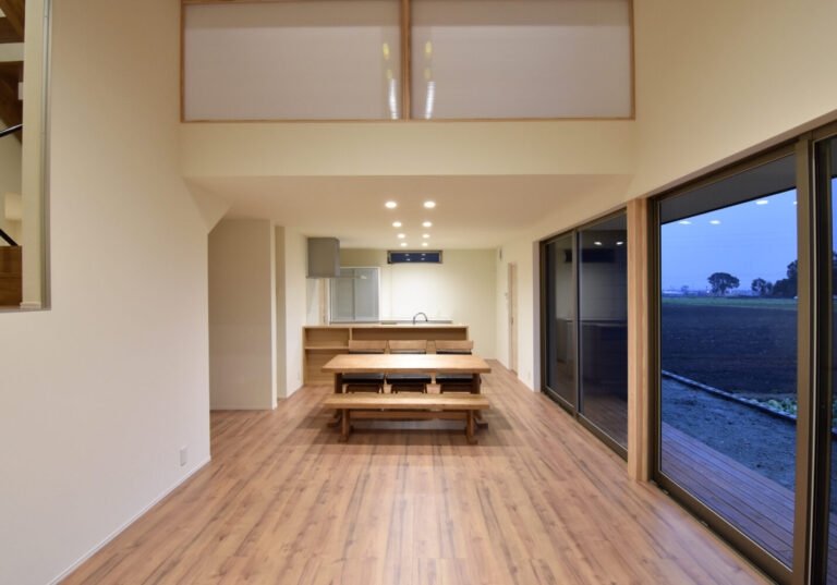 01house04-768x537.jpg